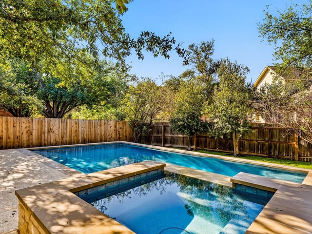 2116 Westfalian Trl
