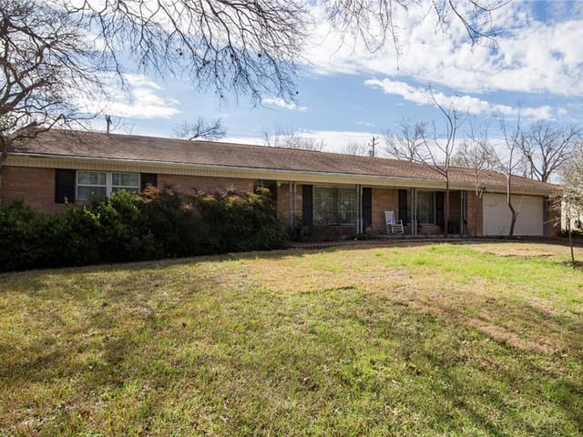 2119 Barton Hills Dr