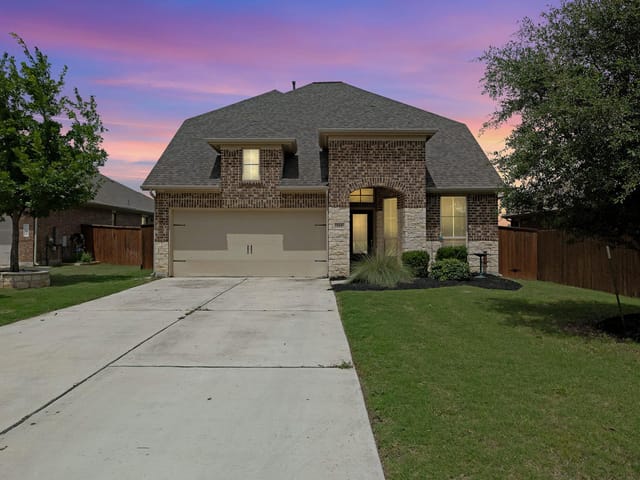 212 Estima CT