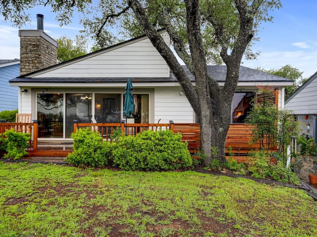 212 Overlook Ct