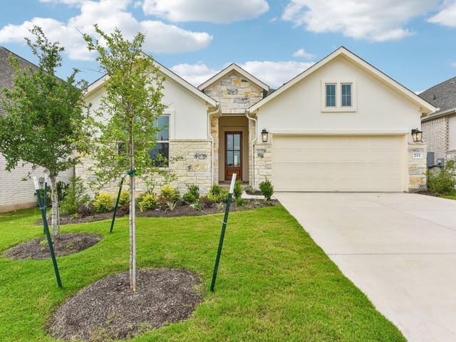 212 Royal Fern RD