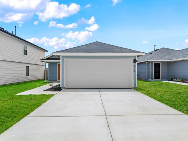 212 Surrey Oaks