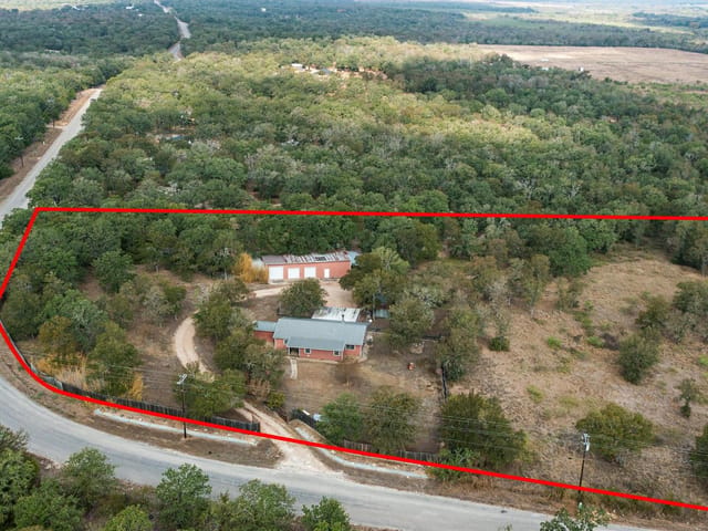 212 Thousand Oaks DR