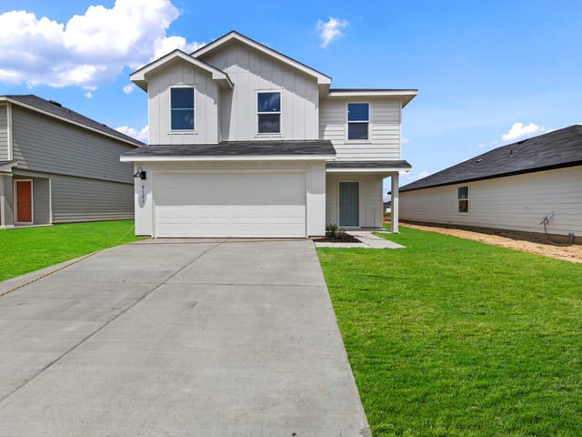 2121 Windflower LN