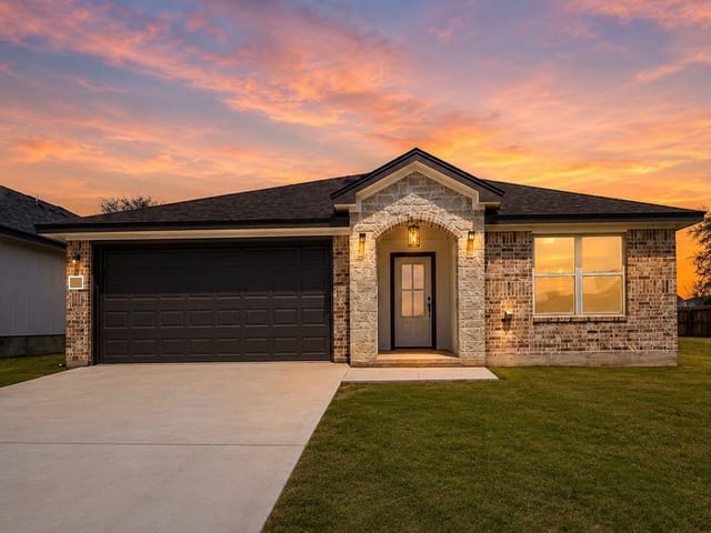 2123 Blackhawk LOOP