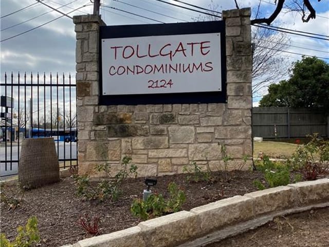 2124 Burton Dr Unit #123