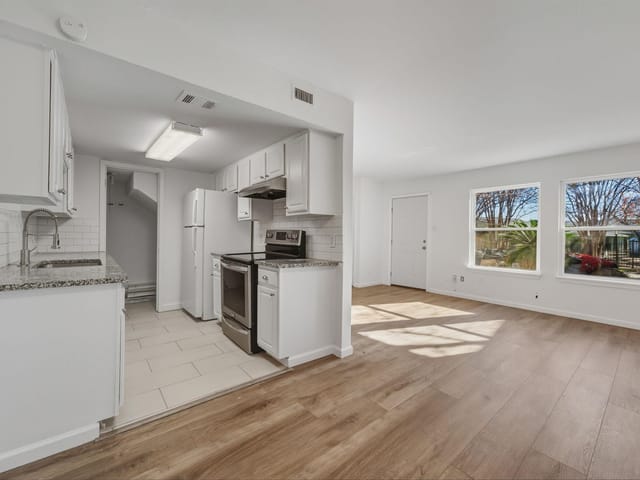 2124 Burton DR Unit #125