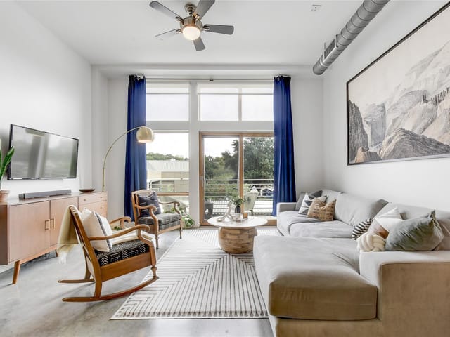 2124 E 6th ST Unit #205
