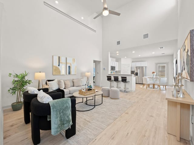 2125 Ettalee CT