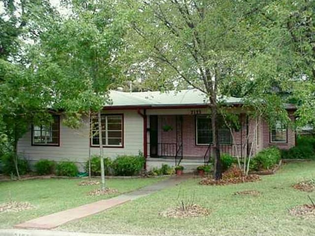 2125 GLENDALE Pl