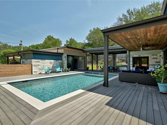 2125 Saratoga Dr