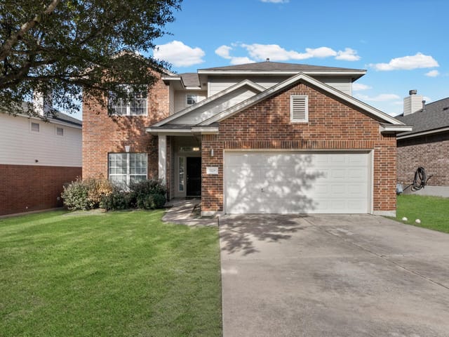 2128 Horse Wagon DR