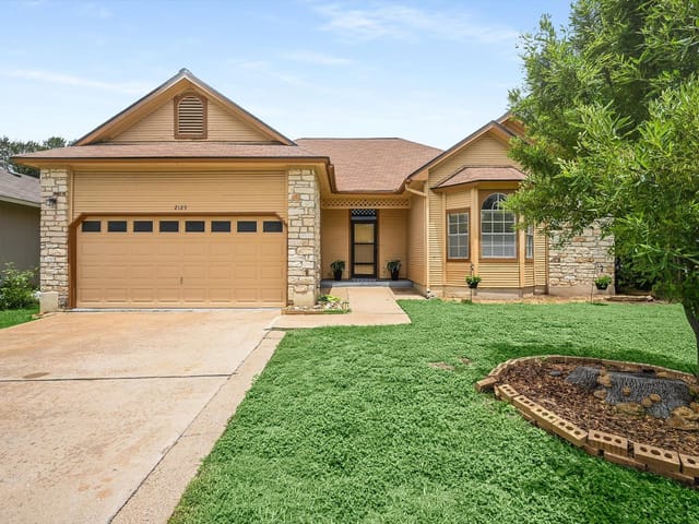 2129 Cervin BLVD