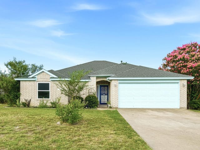 213 Anderson Ave