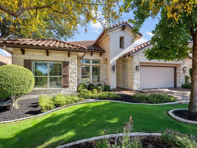 213 Antigua Way