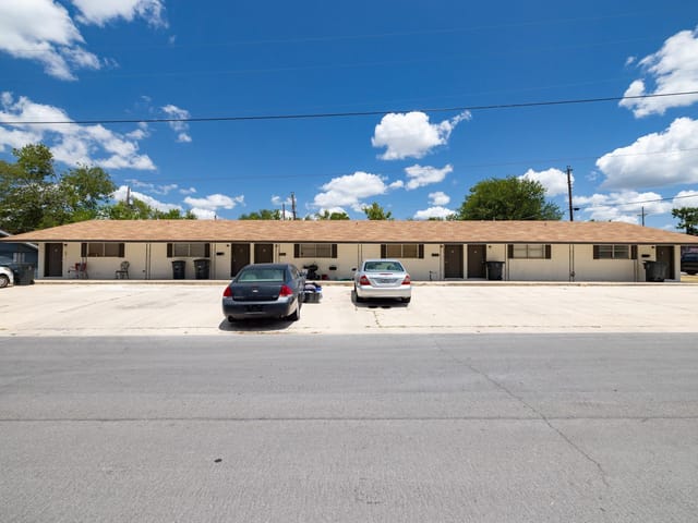 213 E Harrison Ave