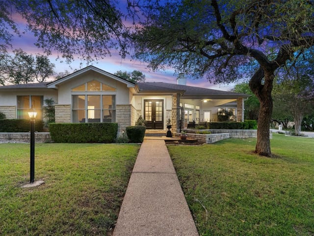 213 El Rio Dr