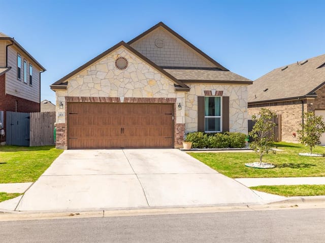 213 Schneider Dr