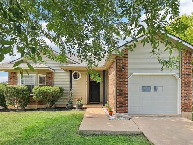 2131 Cervin Blvd