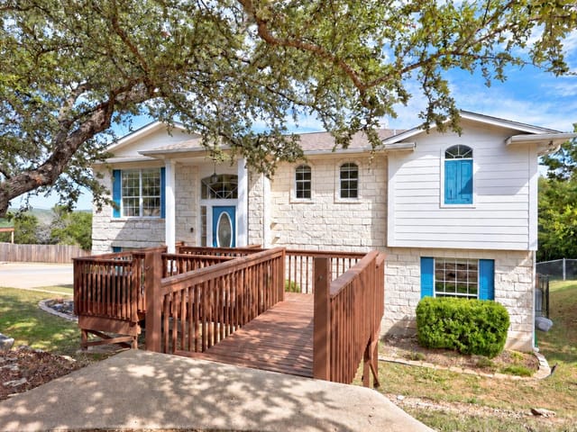 View 21338 Mount View DR 21338 Mount View DR, photo 1 of 6, Lago Vista, TX