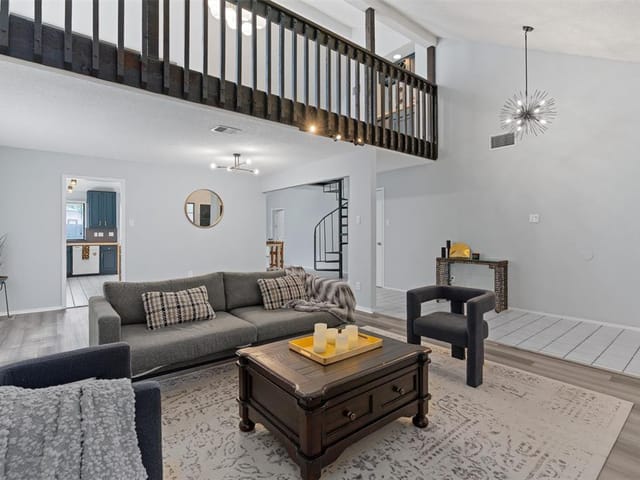 2138 Surrender Ave