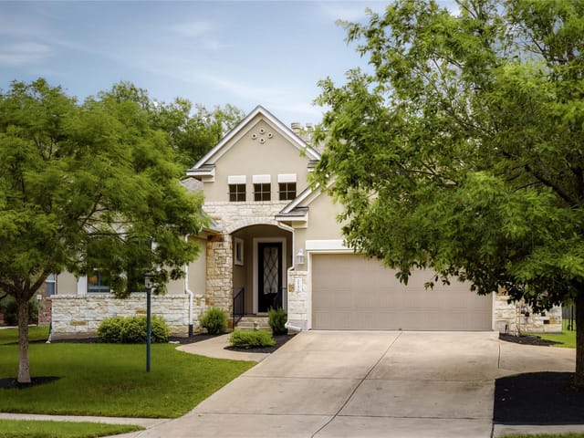 214 Bellagio DR