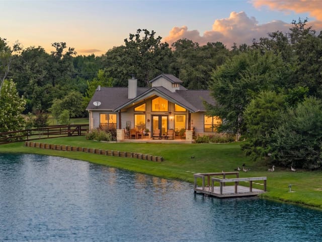 214 Private Road 7055