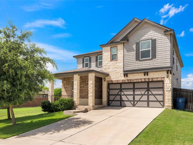 214 Saranac DR