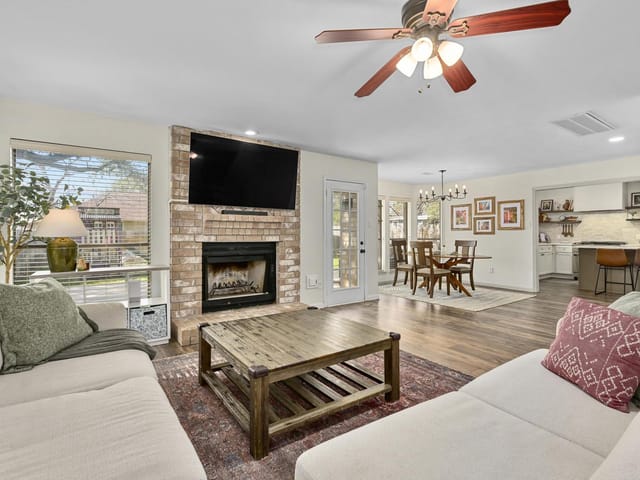 2146 Surrender Ave