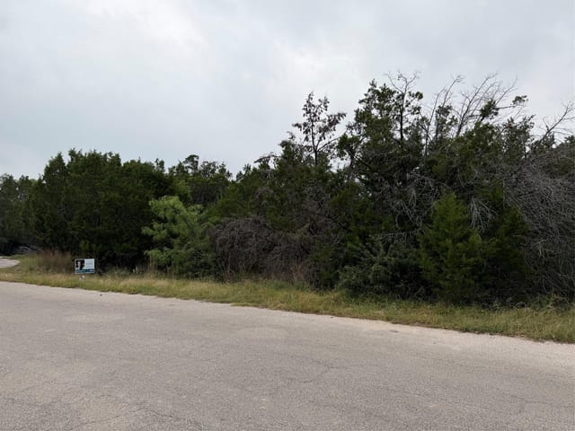 21479 Lakefront DR