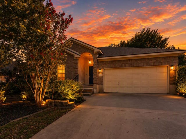 2148 Stonehaven