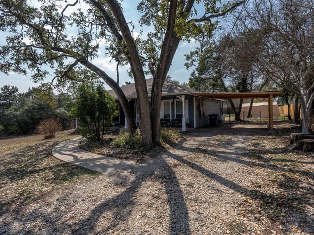 215 Harmons Way