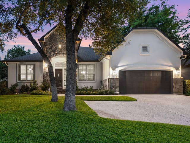 View 215 Lake Como DR in North Lakeway Village Sec 06 215 Lake Como DR - front exterior - Luxury home in North Lakeway Village Sec 06, Lakeway, TX