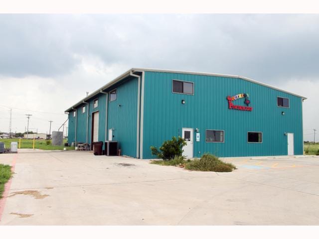 215 Mlk Jr Industrial BLVD