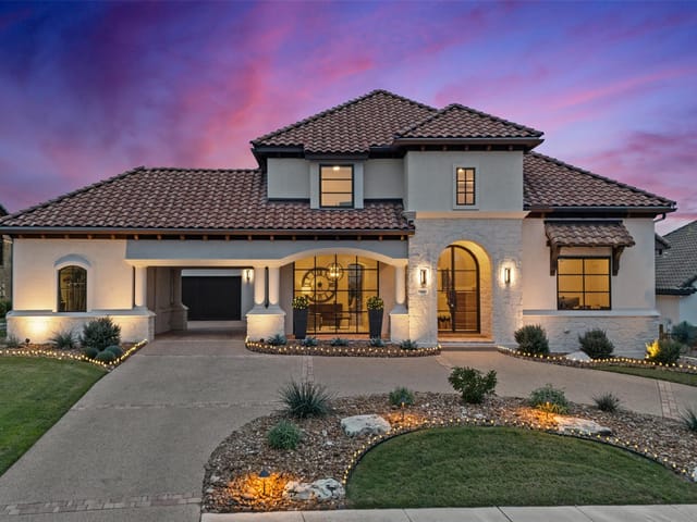 215 Neville Wood Ct