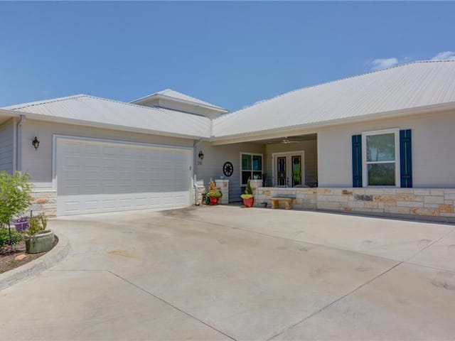 215 Tall Forest DR