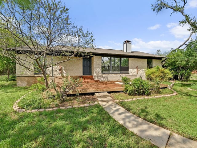 21506 Horseshoe Loop