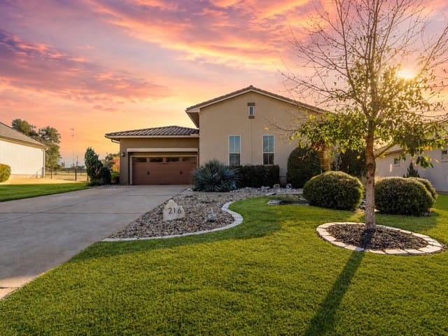 216 Cimarron Hills TRL