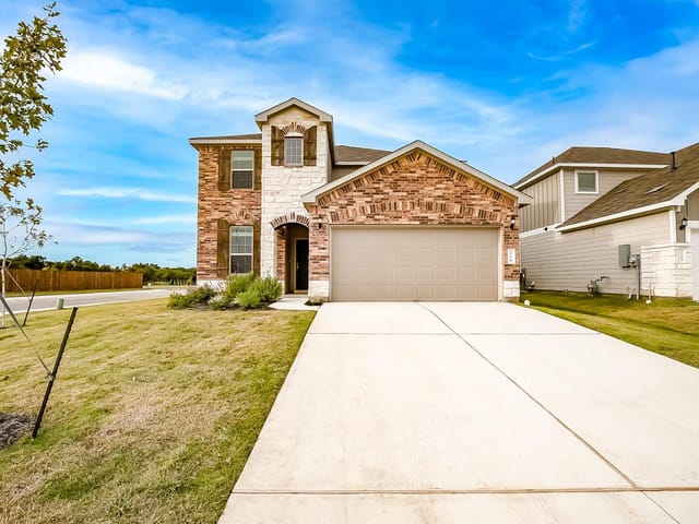 216 English Oak St