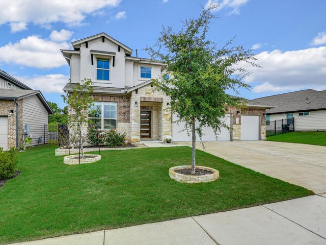 216 Manassas DR
