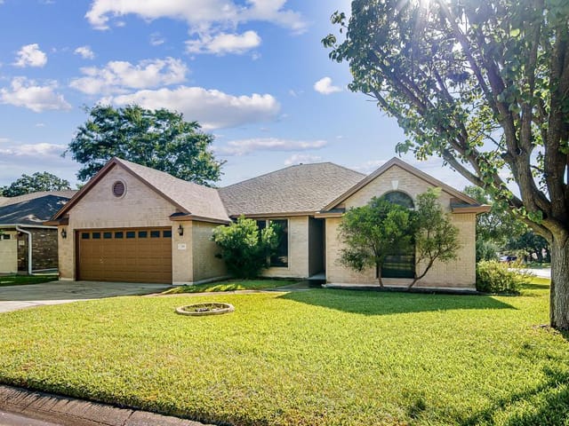 216 Meadow Brook DR