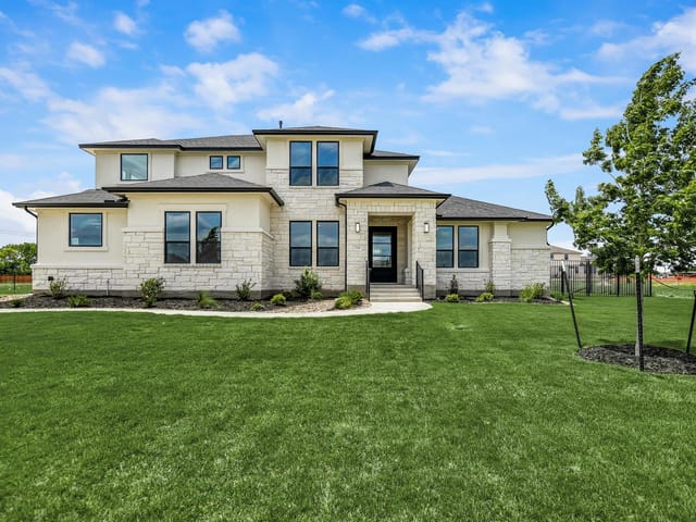 216 Scofield Ave - front exterior - Luxury home in Scofield Farms Estates, Georgetown, TX