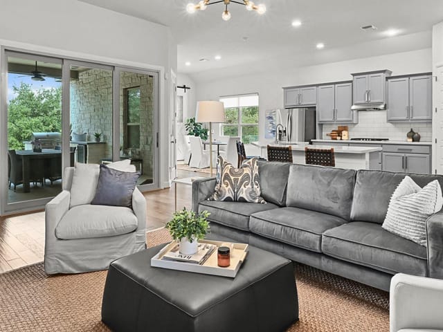 216 Vista Village Cv