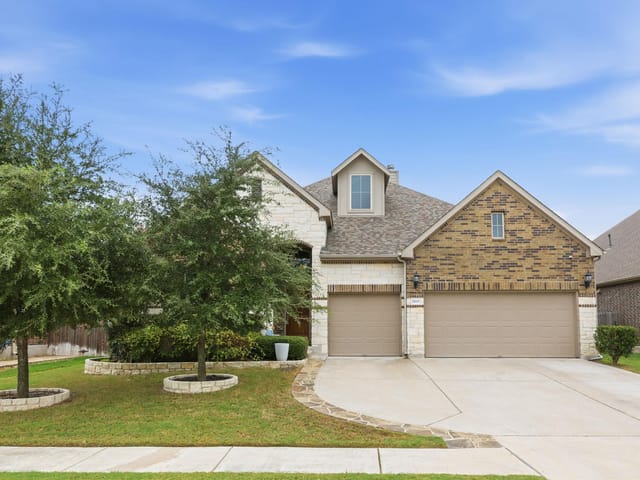 21605 Hines LN