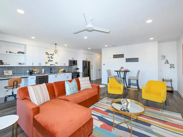 2165 Gabriels Pl Unit #1212