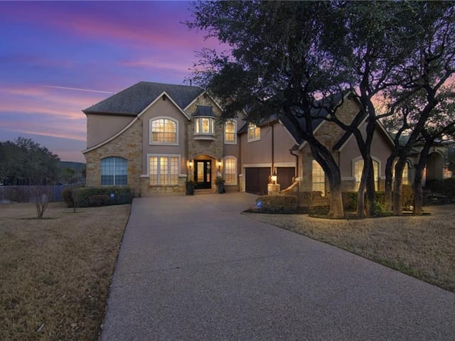 217 Emerald Ridge Dr
