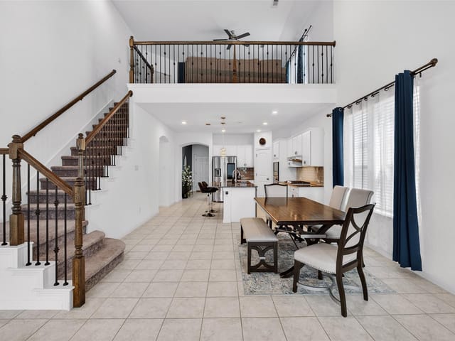 217 Sand Lily LN