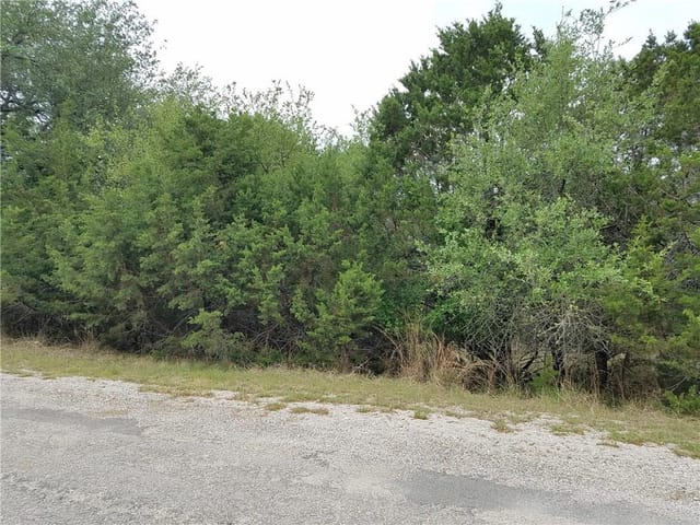 21705 Oxford DR