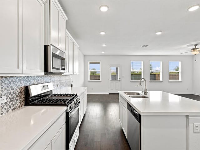 218 THURMAN HOLT RD