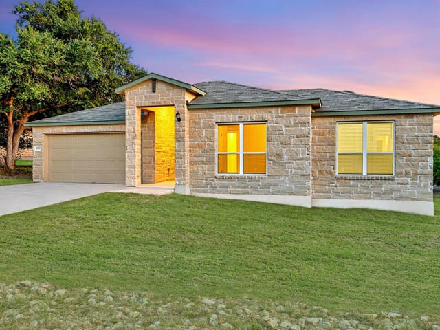 21807 Osage LN